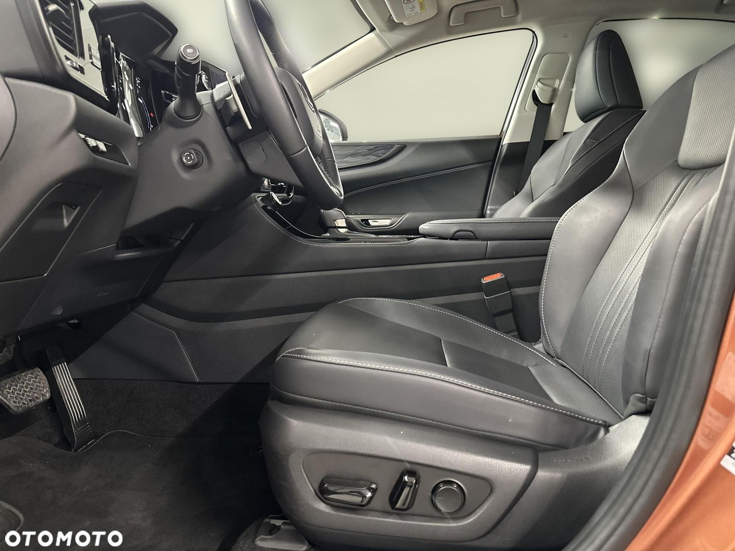Lexus NX - 17