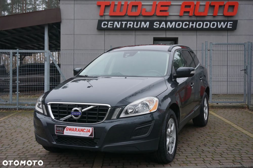 Volvo XC 60 D4 Momentum - 1
