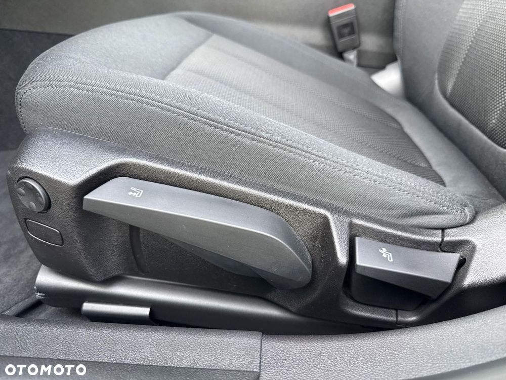 BMW Seria 3 - 24