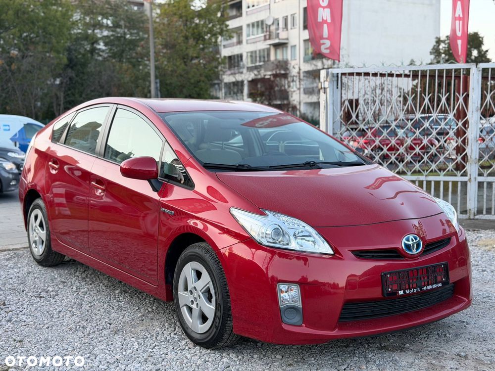 Toyota Prius 1.8 HSD Prestige - 1