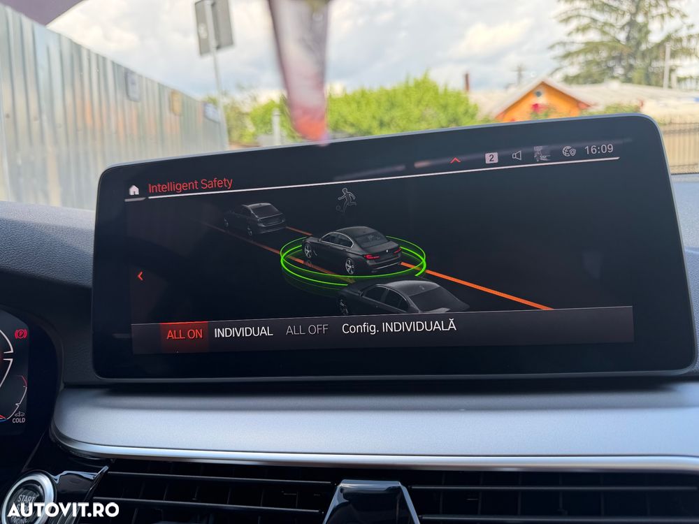 BMW 5 Series 2021 — imagine 13