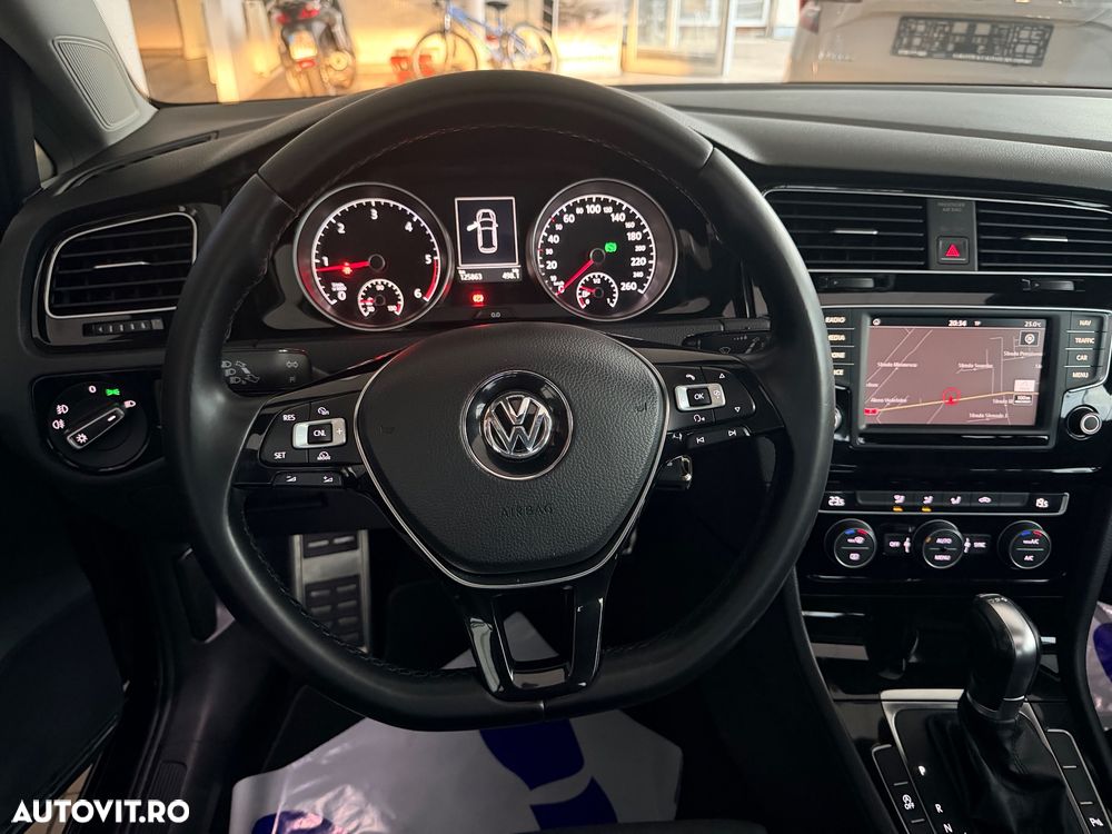 Volkswagen Golf 1.0 TSI BlueMotion DSG Trendline - 26