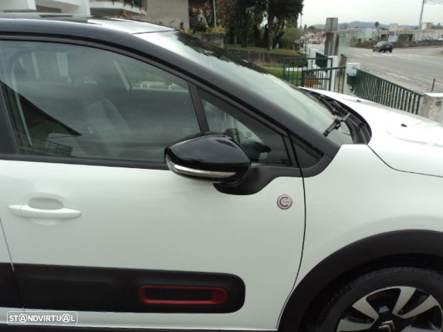 Citroën C3 1.2 PureTech Shine - 10