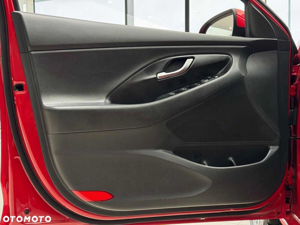 Hyundai i30 1.6 D Comfort DCT - 12