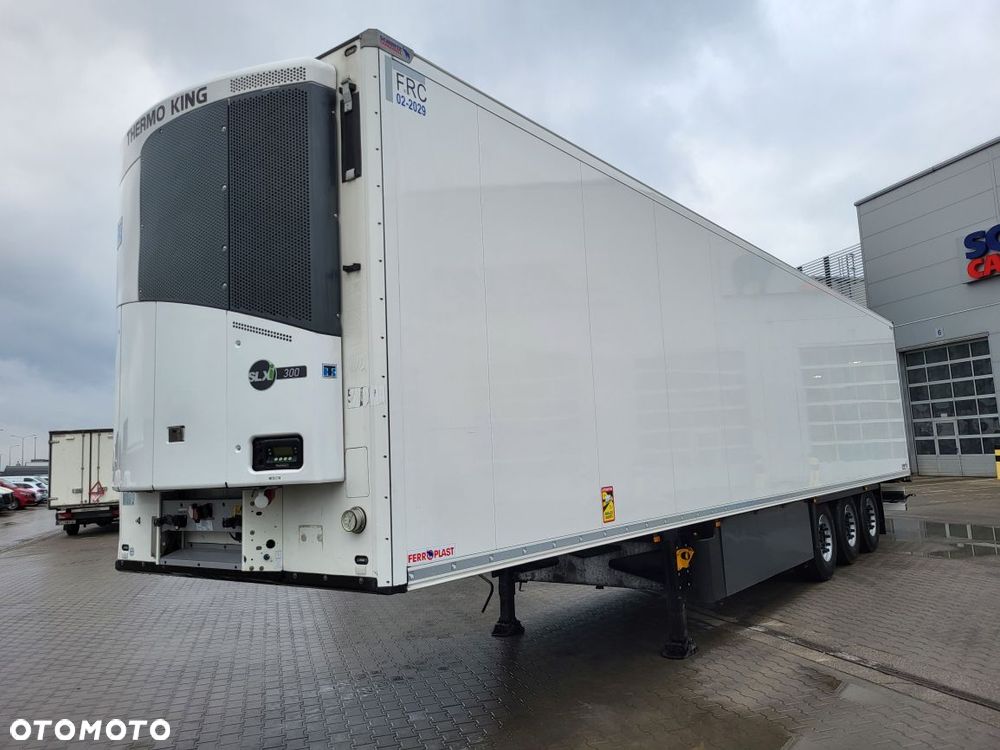 Schmitz Cargobull ThermoKing SLXi300; uchwyty promowe; paleciara; szyna STD - 1