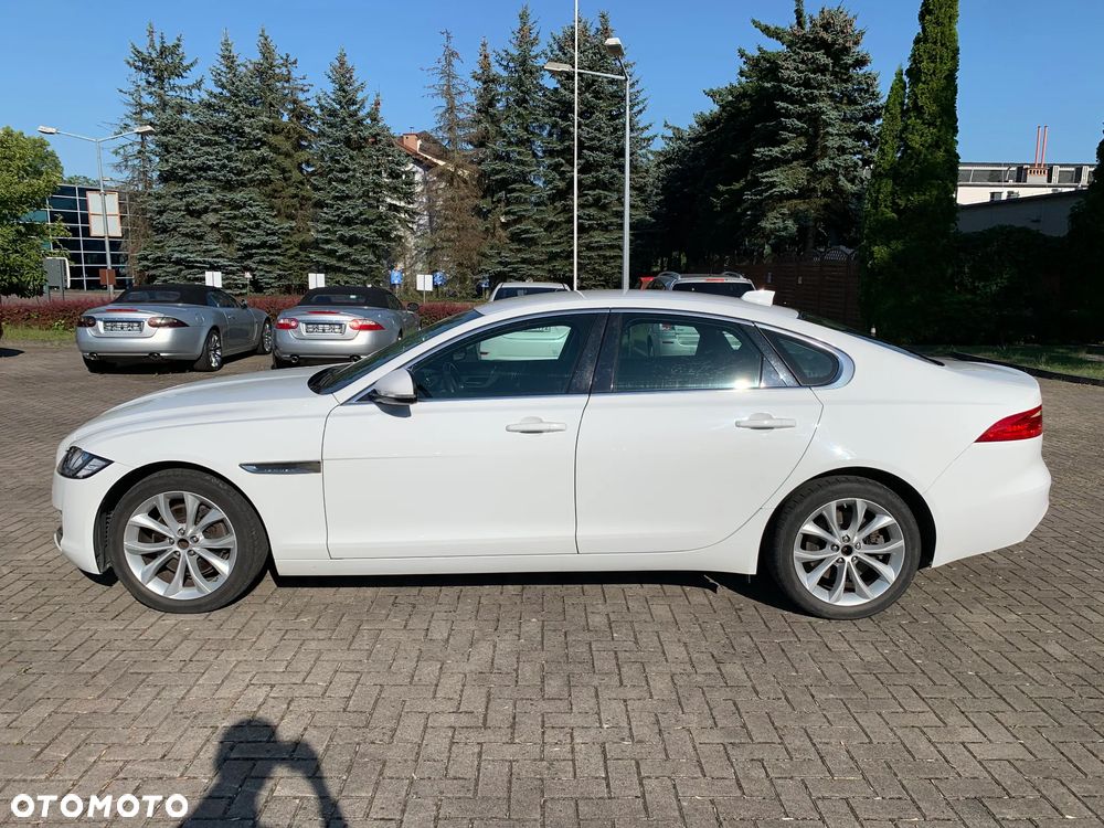 Jaguar XF 2.0 i4D Prestige - 6