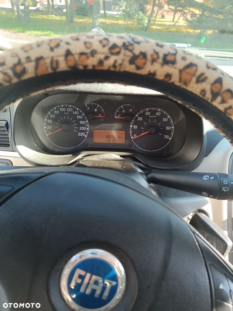 Fiat Grande Punto - 7