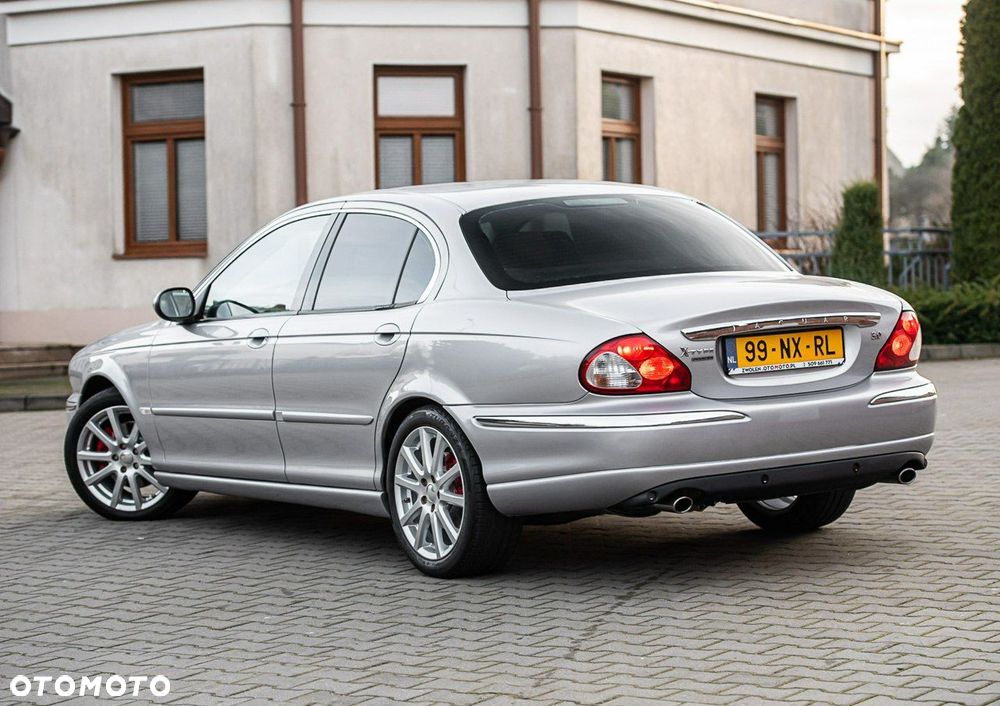 Jaguar X-Type 3.0 V6 4x4 Executive - 14