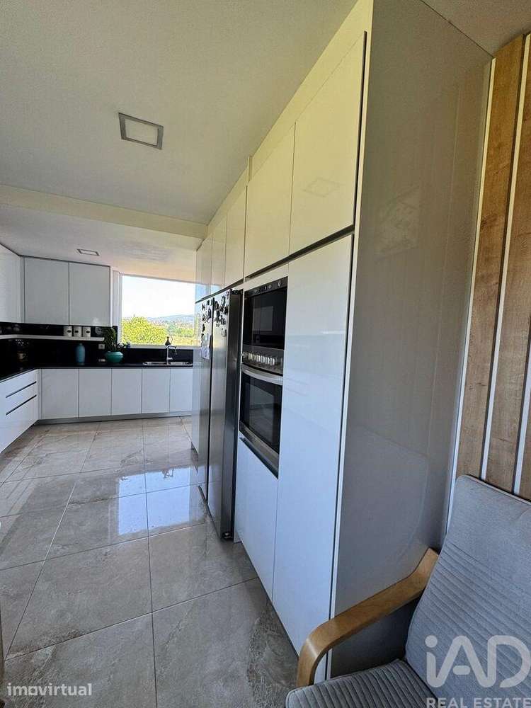Casa / Villa T6 em Ribeira de 185 m2 - Grande imagem: 4/18
