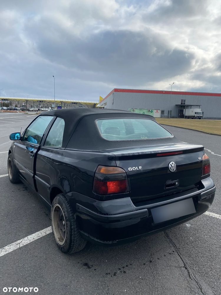 Volkswagen Golf - 3