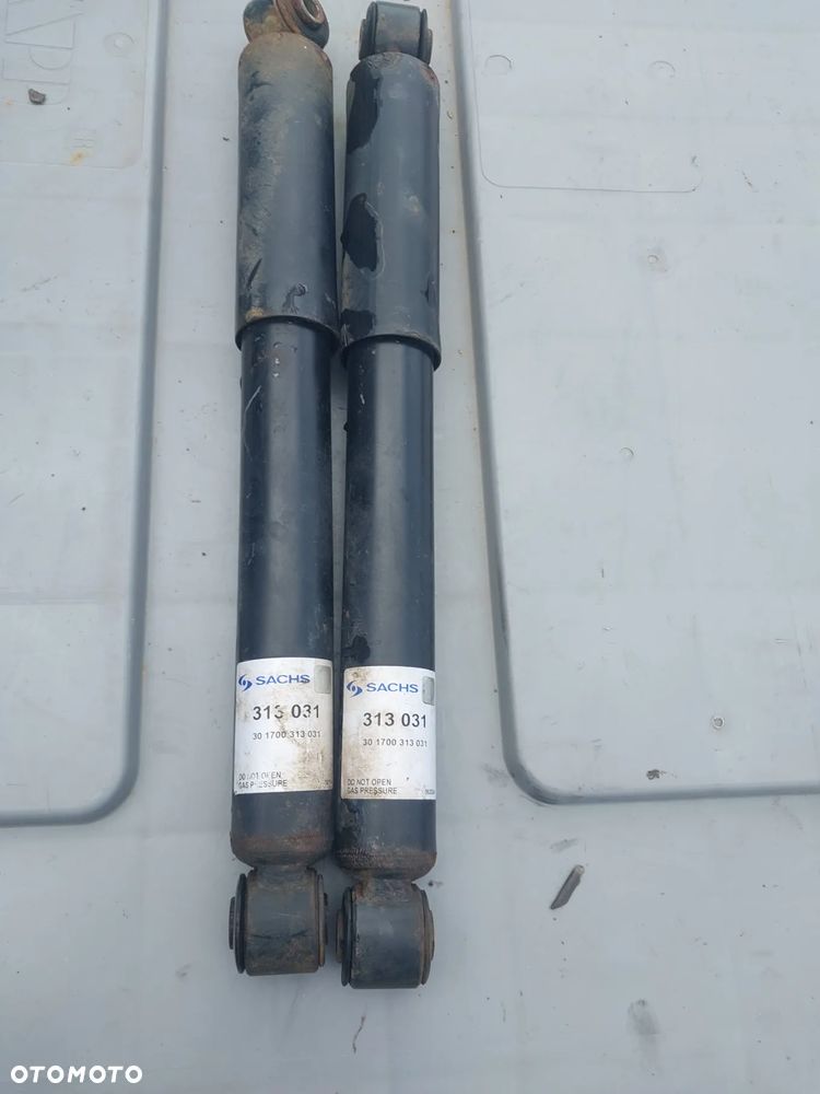 Amortyzatory  vw t5 t6 tył sachs - 1