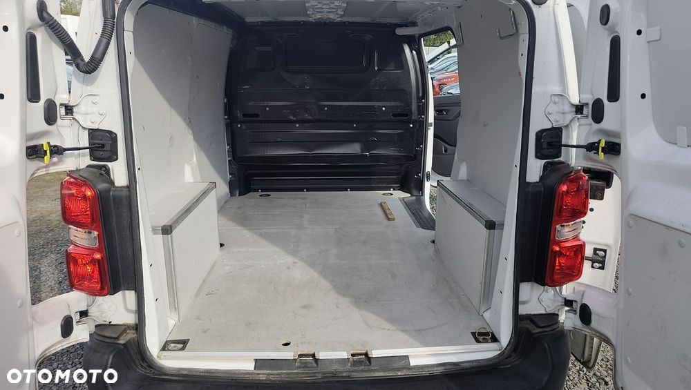 Opel Vivaro Kombi Compact 2,7t Enjoy - 21