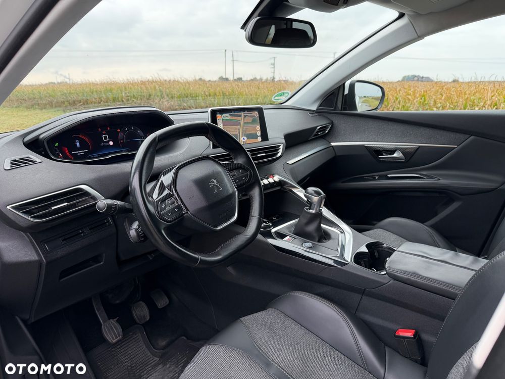 Peugeot 3008 2017 photo 5