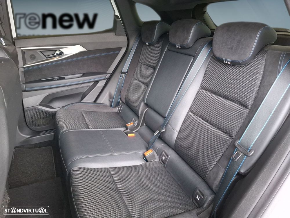 Renault Austral 1.2 E-Tech Iconic Espirit - 14