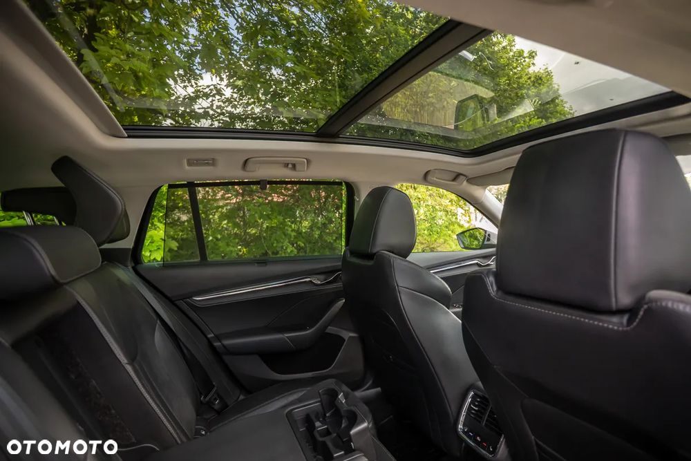 Skoda Octavia 2.0 TDI DSG 4x4 Scout First Edition - 37