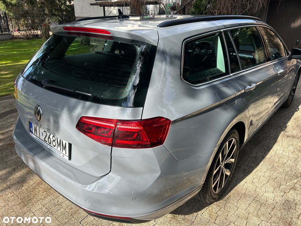 Volkswagen Passat - 13