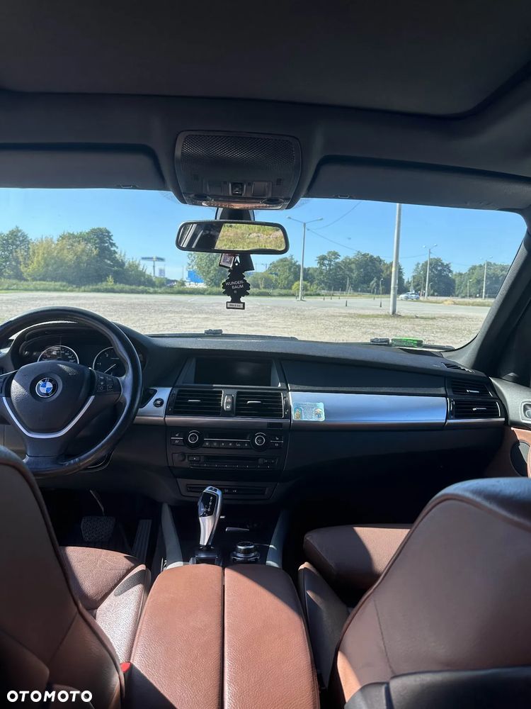 BMW X5 xDrive40d - 9