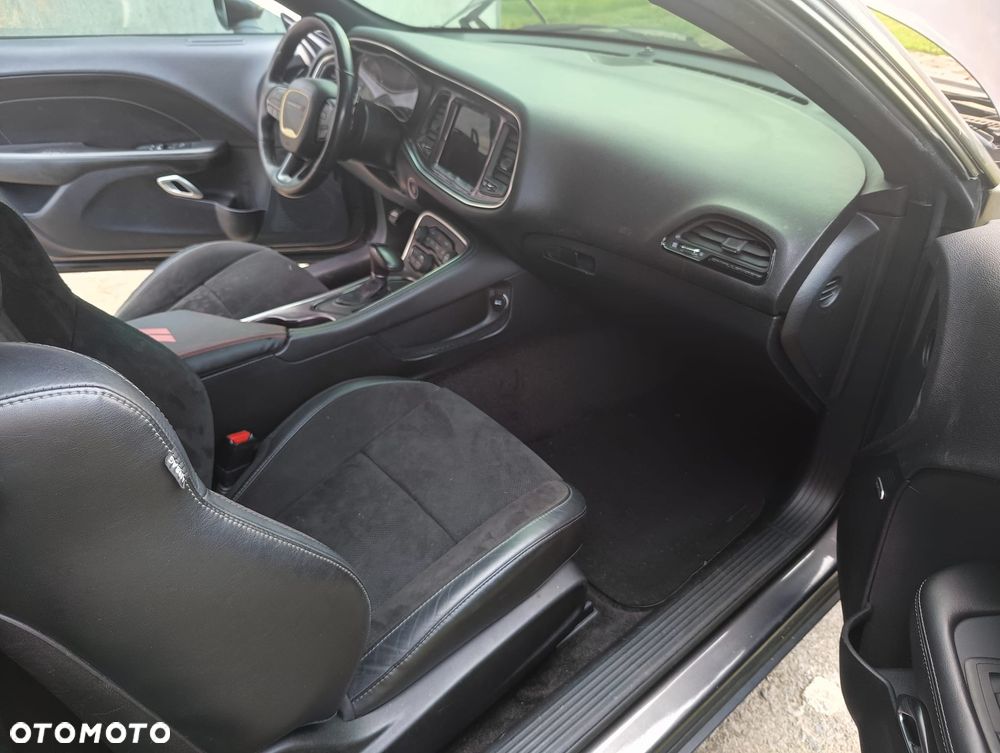 Dodge Challenger 3.6 SXT Plus - 1