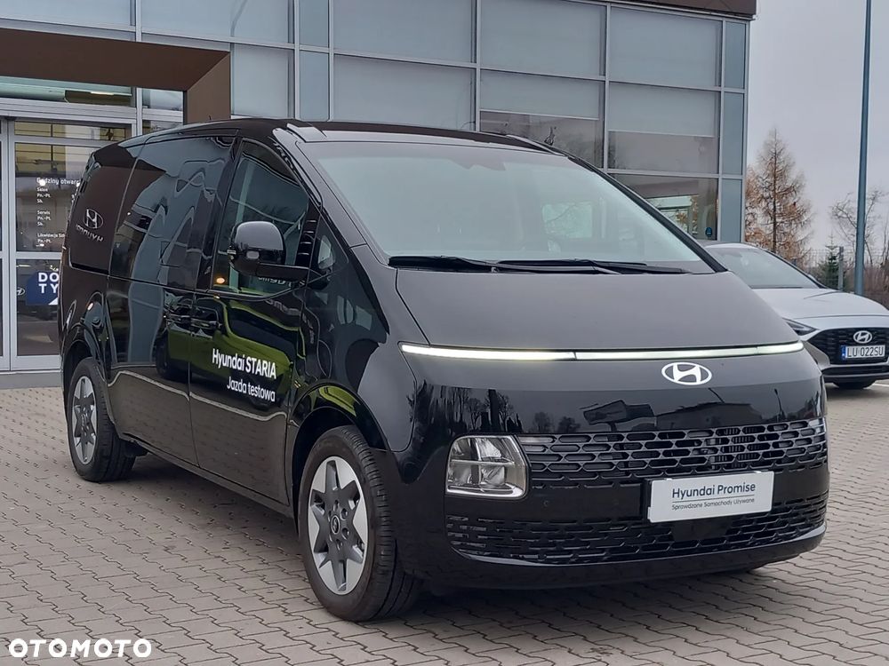 Hyundai Staria 1.6 T-GDI HEV Smart VIP - 2