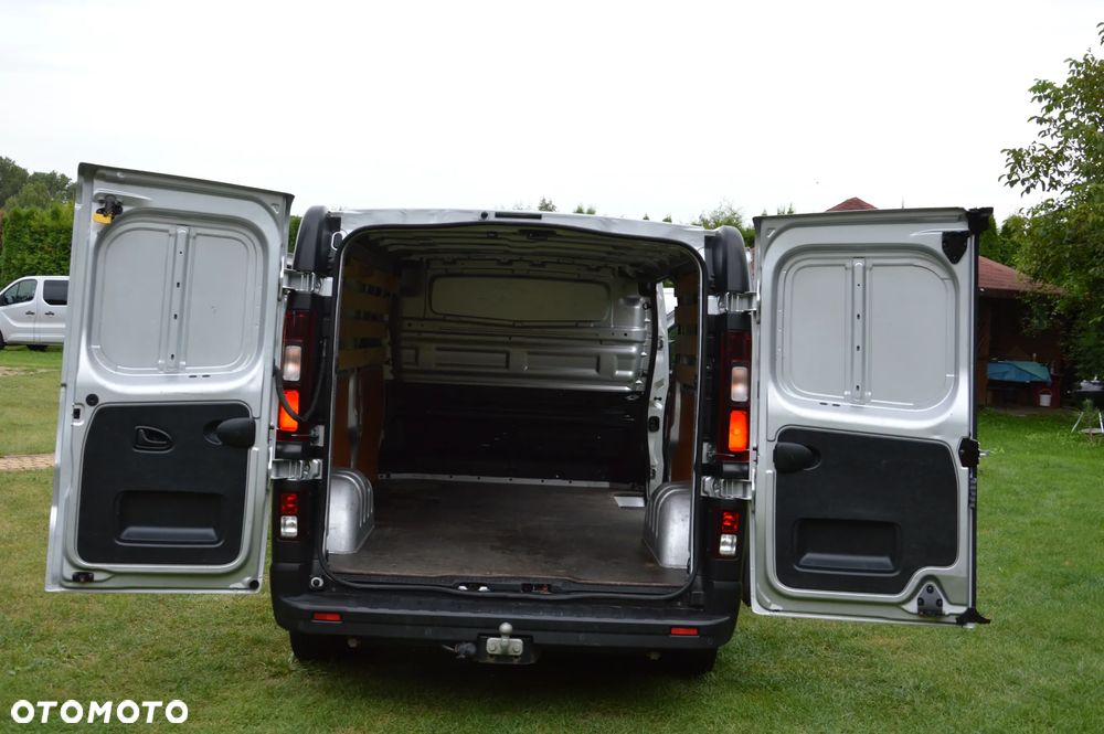 Renault Trafic - 12