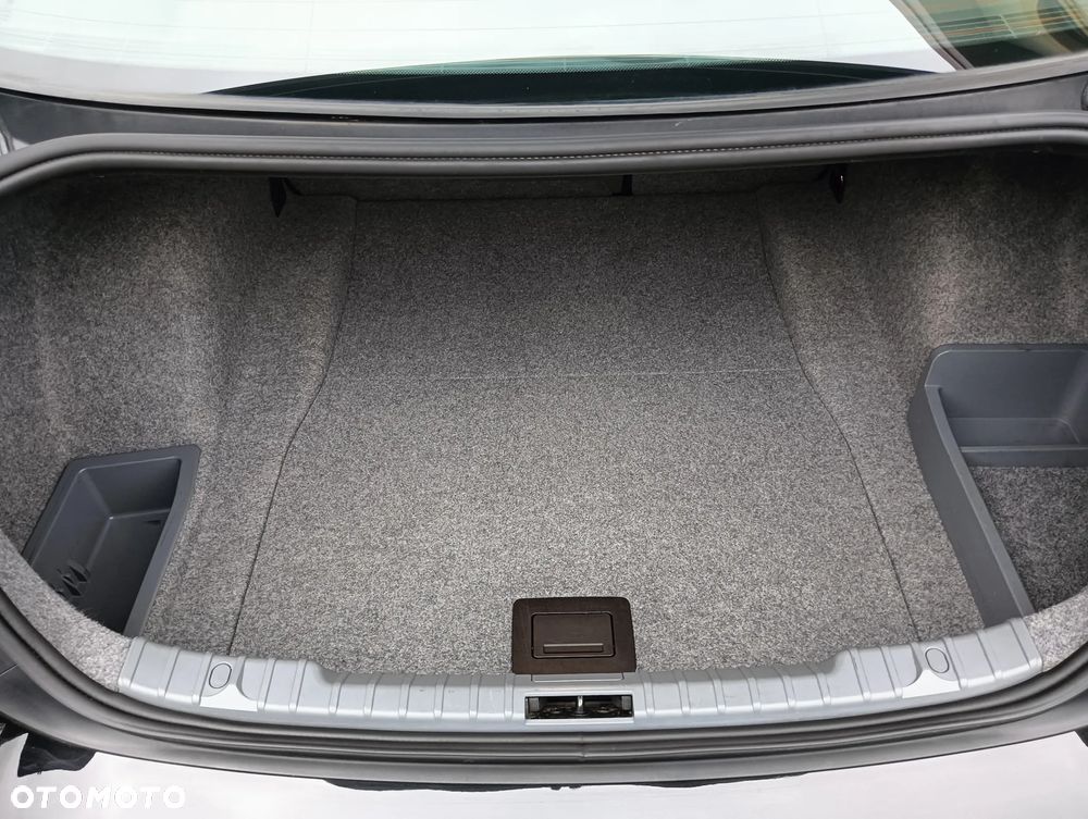 BMW Seria 3 - 24