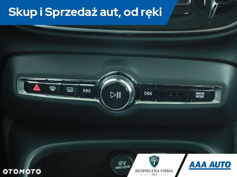Volvo XC 40 - 15