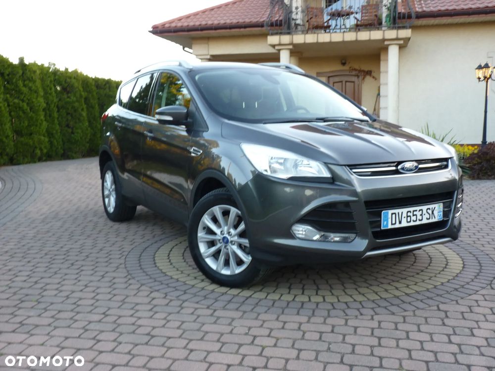 Ford Kuga 2.0 TDCi 2x4 Titanium - 3