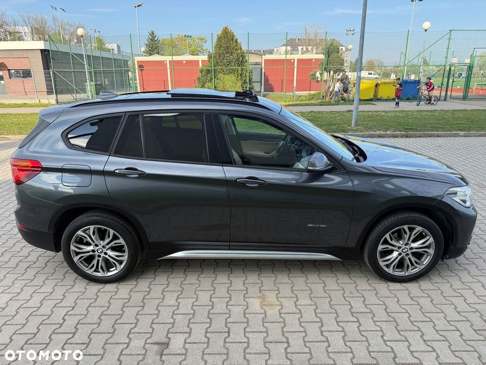 BMW X1 sDrive18i - 14