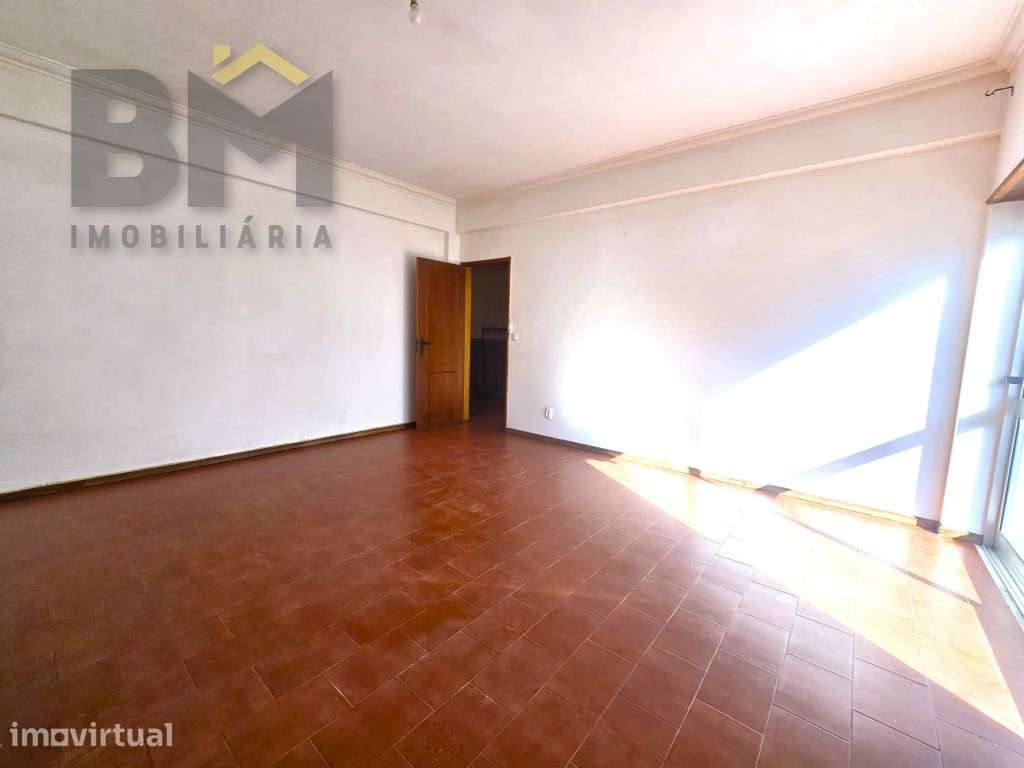 Apartamento T3 junto ao Mercado de Castelo Branco - Grande imagem: 5/19
