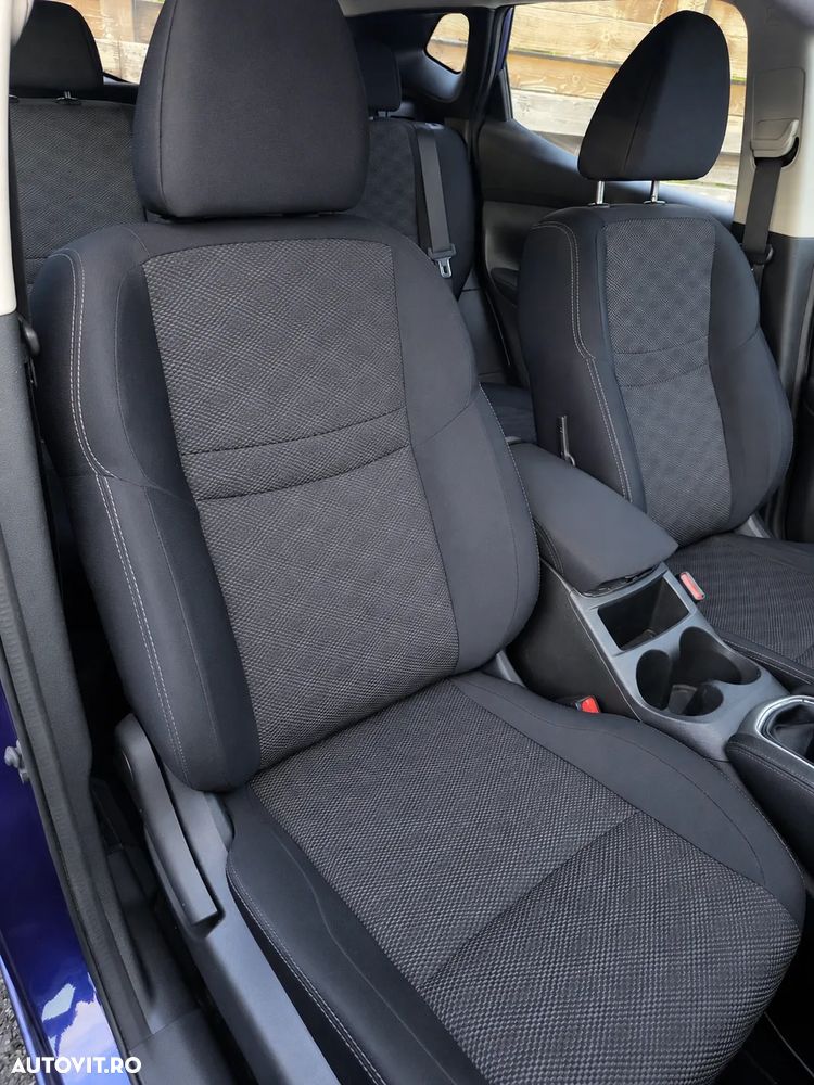 Nissan Qashqai 1.2 DIG-T ACENTA - 11
