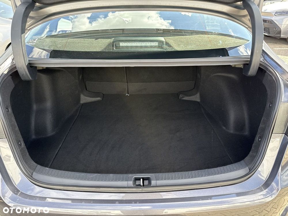 Toyota Corolla 1.8 Hybrid Comfort - 11