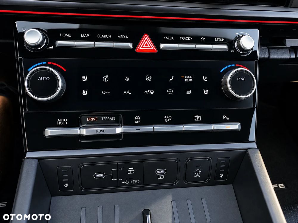 Hyundai Santa Fe - 36