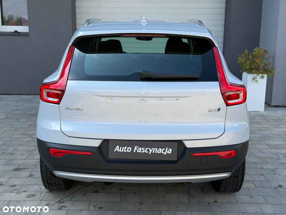 Volvo XC 40 B4 B AWD Momentum Pro - 3