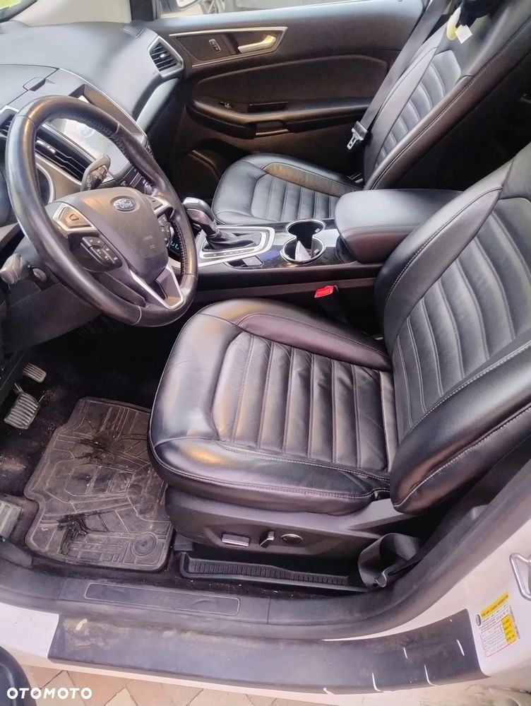 Ford Edge - 19