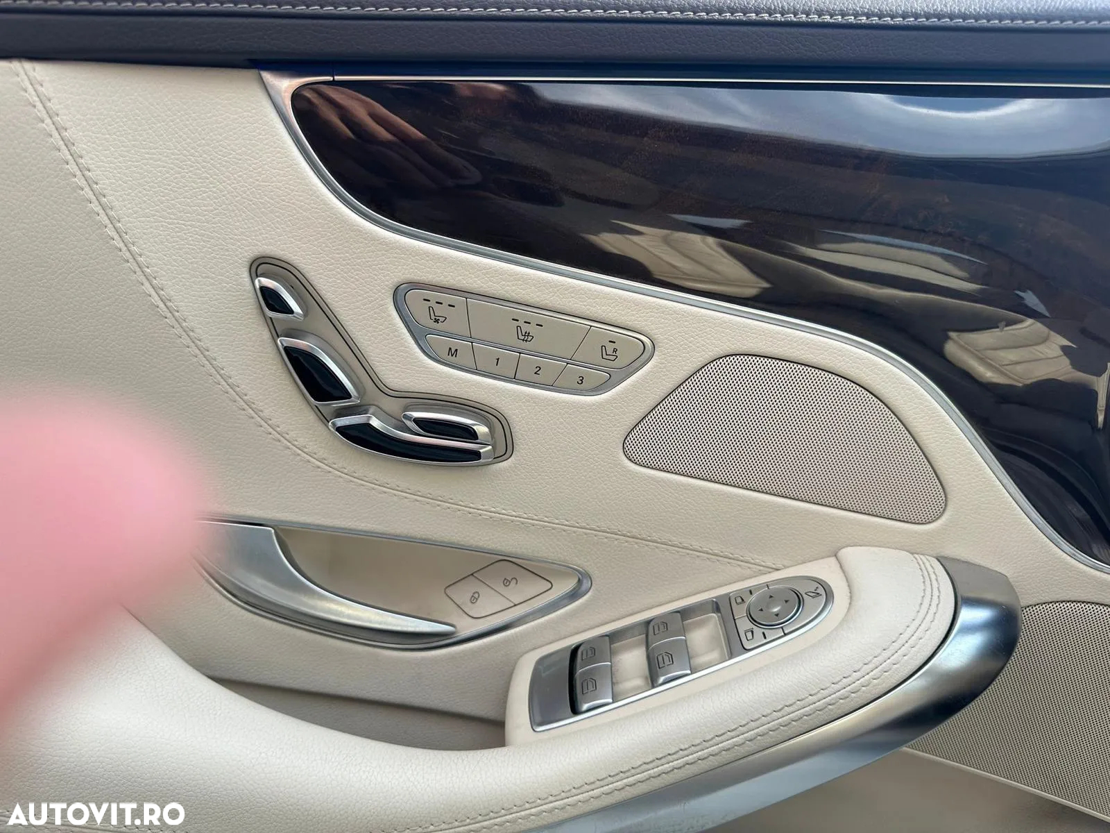 Mercedes-Benz S 400 4MATIC Coupe Aut - 13