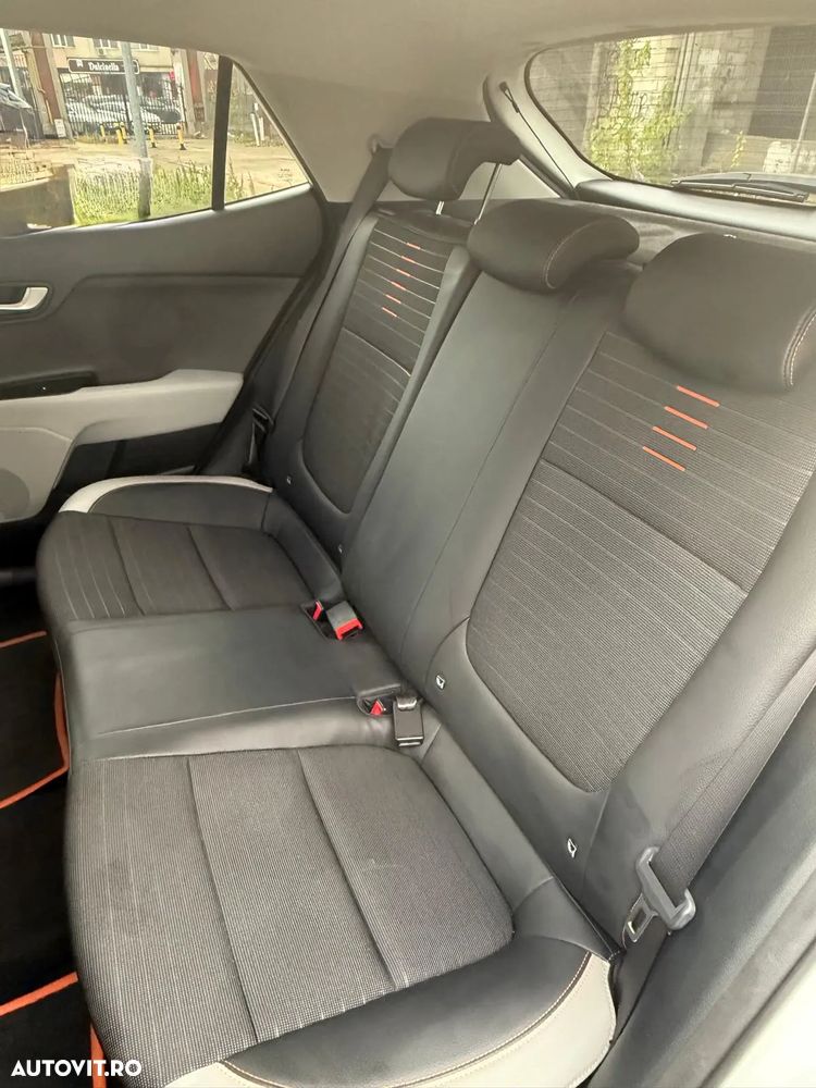 Kia Stonic 1.2 MPI 5MT Trend - 20