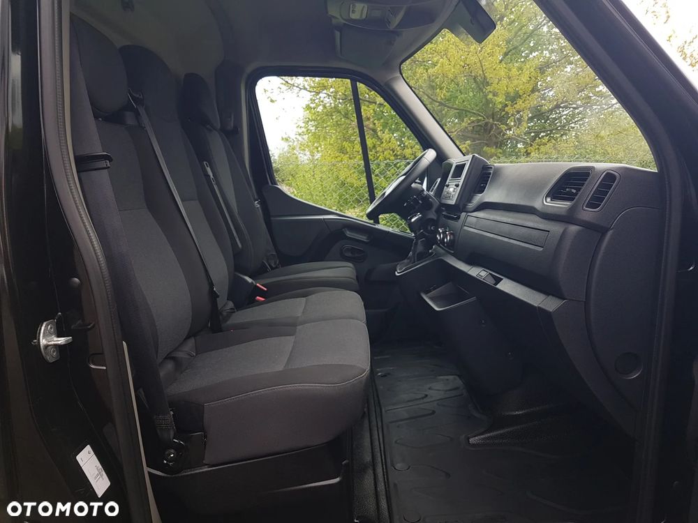 Renault MASTER L2H2 KLIMA DŁUGI WYSOKI BLASZAK VAN FURGON TEMPOMAT KRAJOWY I-WŁAŚCICIEL - 22