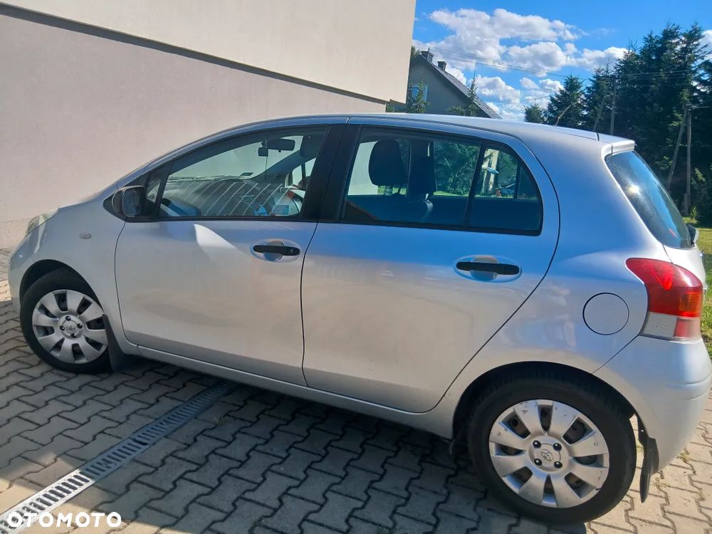 Toyota Yaris 1.33 Sol - 5