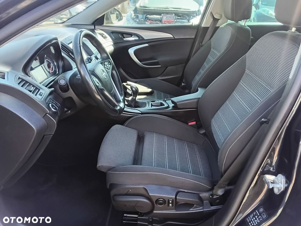 Opel Insignia - 14