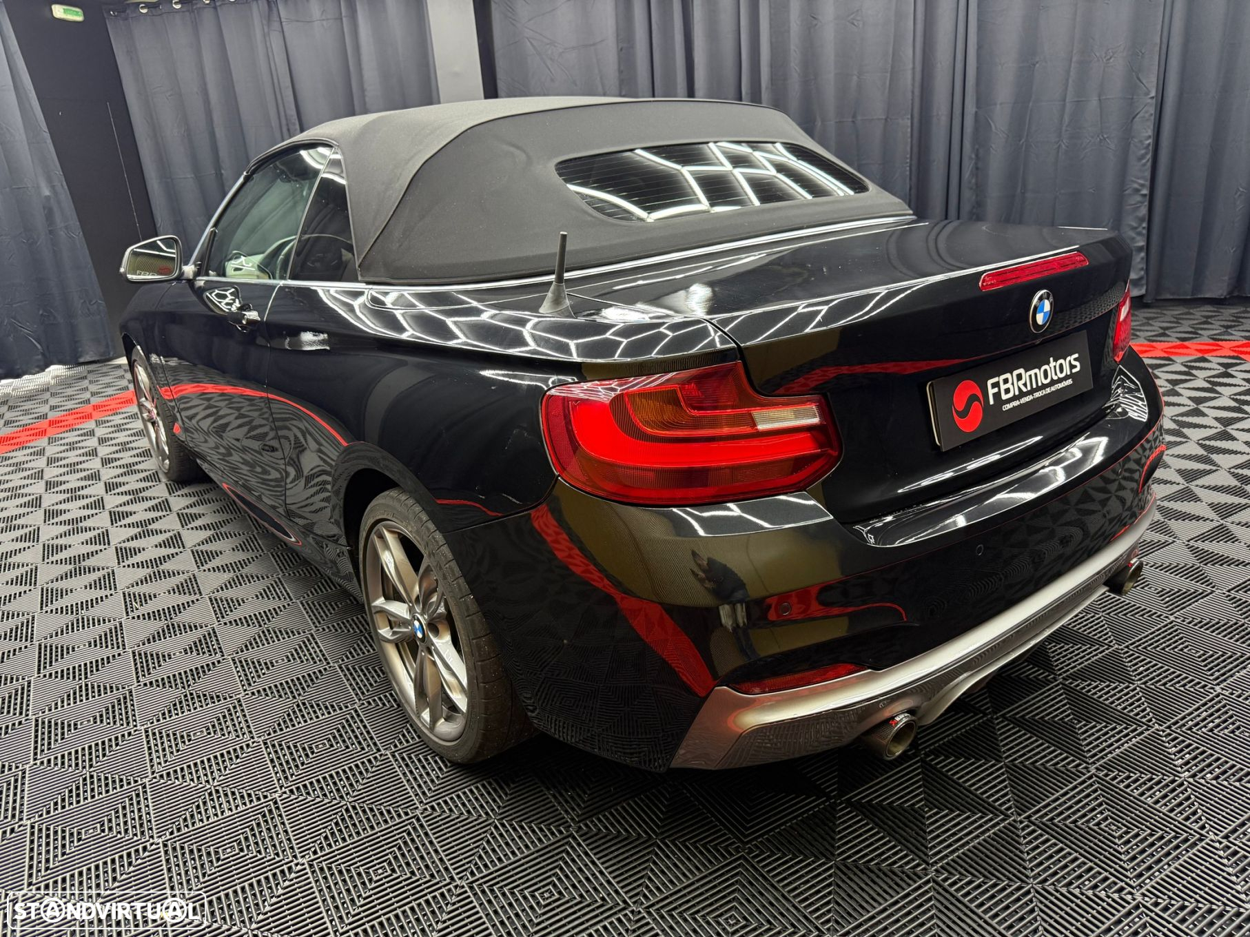 BMW 220 d Cabrio Pack M Auto - 13