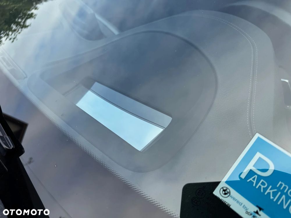 BMW Seria 3 330i xDrive Sport Line Shadow - 12