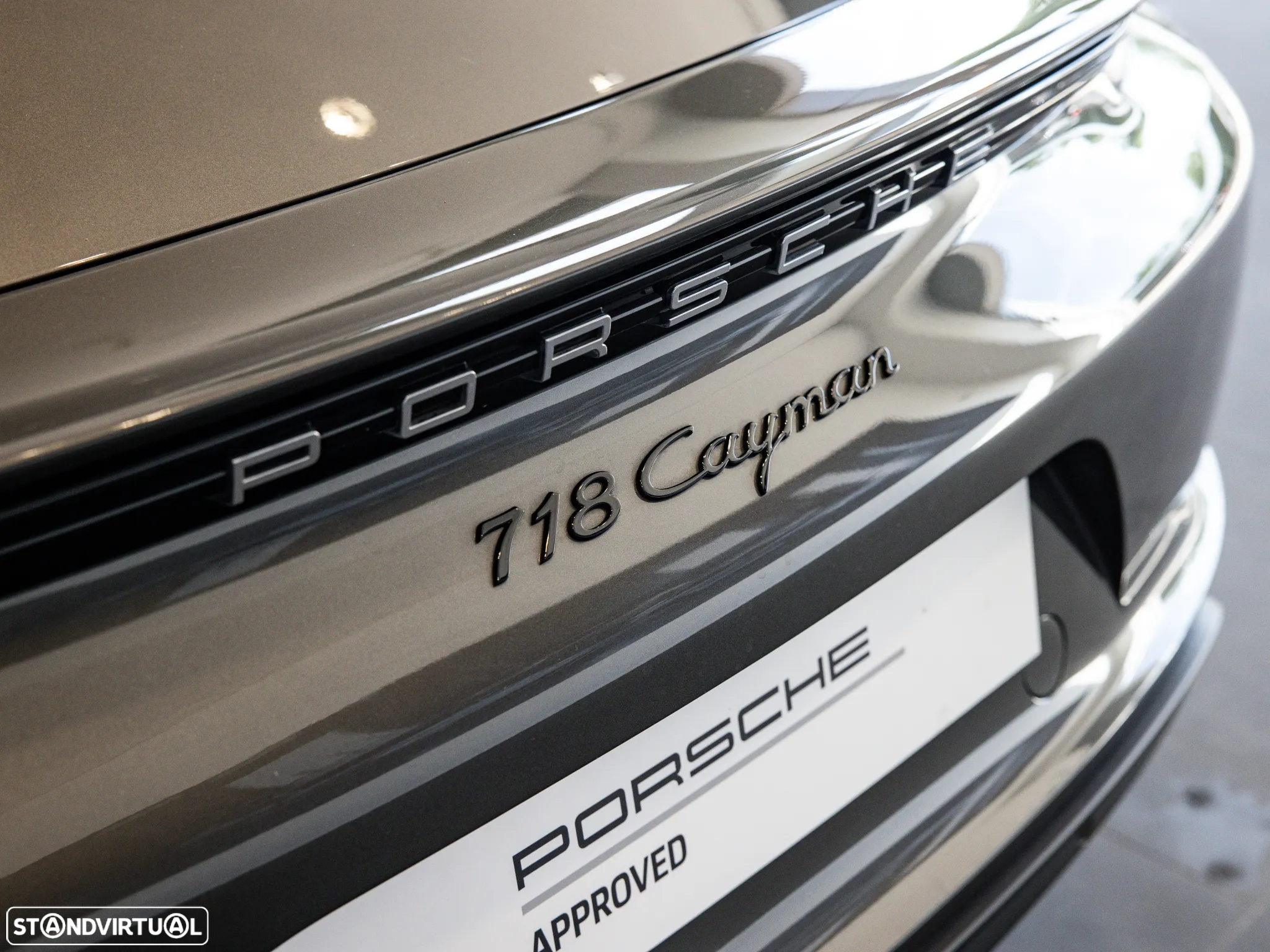 Porsche 718 Cayman 2.0 Style Edition PDK - 11