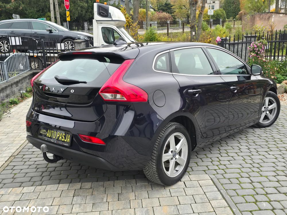 Volvo V40 D2 Summum - 10