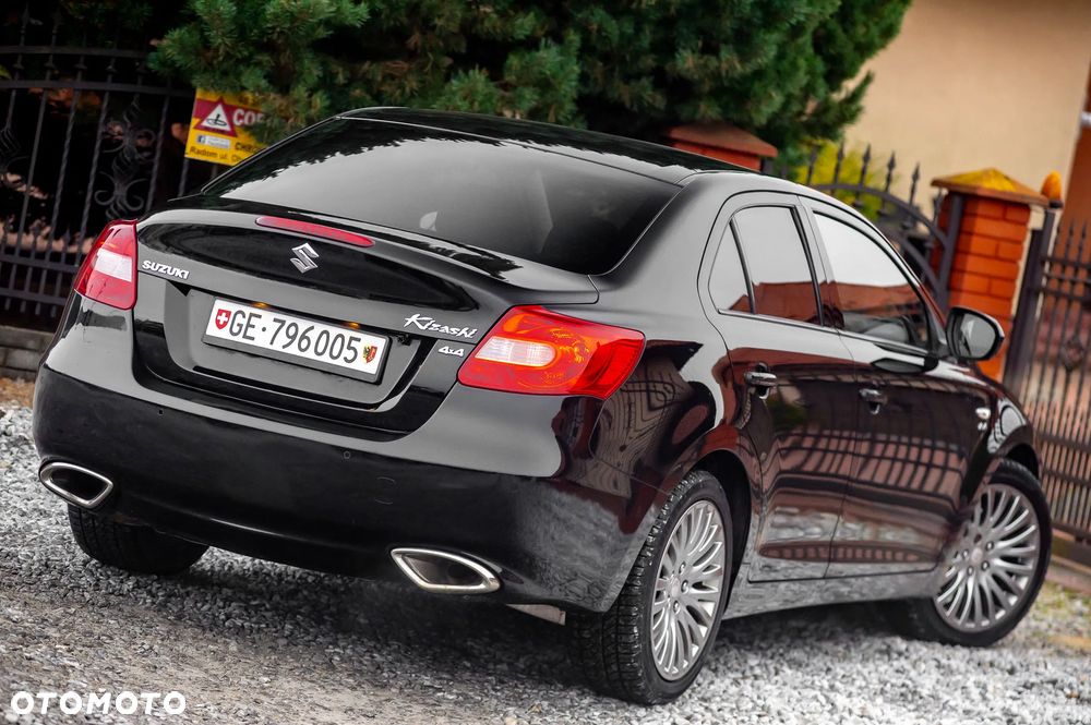 Suzuki Kizashi 2.4 Sport 4WD CVT - 13