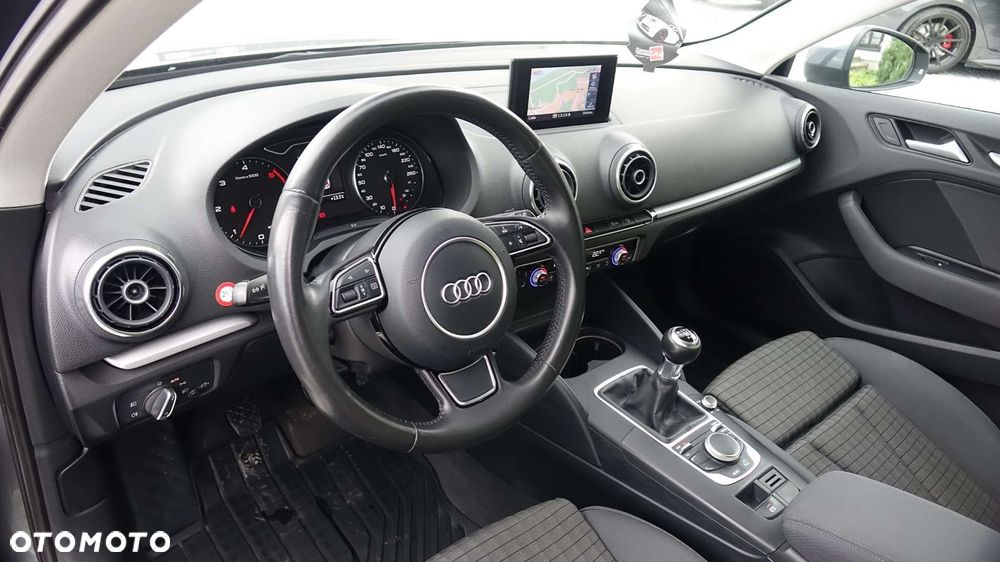 Audi A3 Sportback - 5