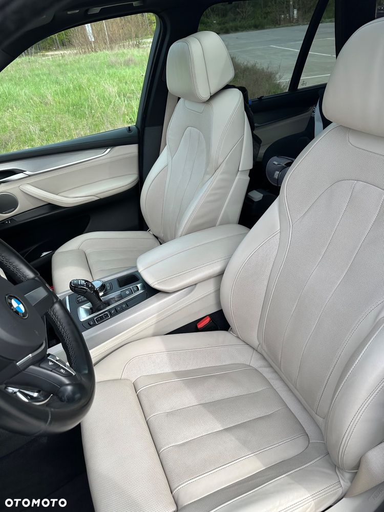 BMW X5 M M50d - 11