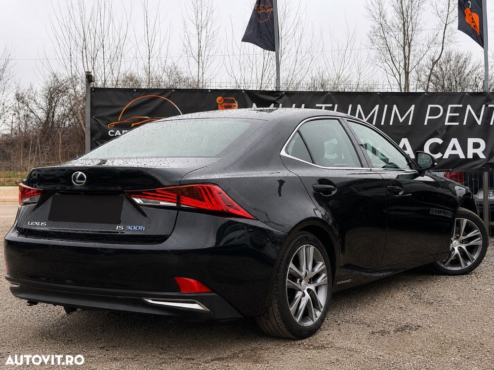 Lexus Seria IS - 11