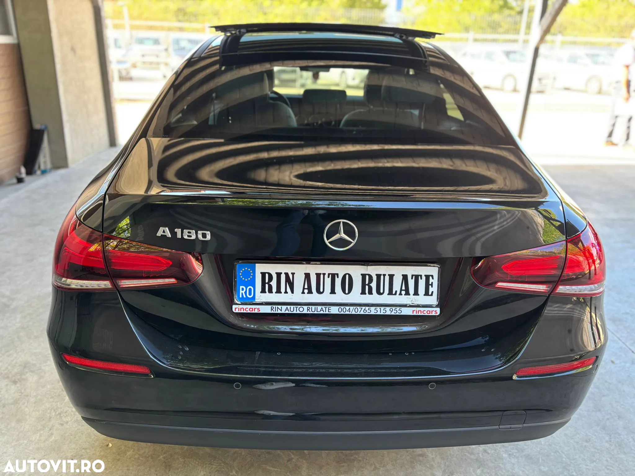 Mercedes-Benz A 180 7G-DCT - 6