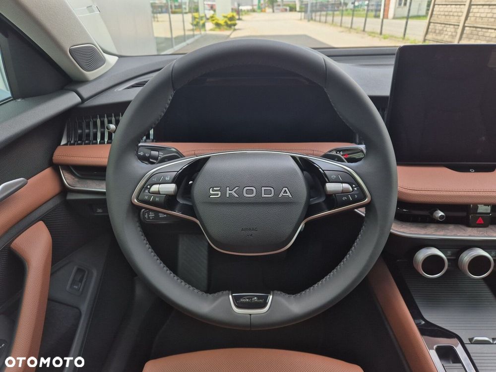Skoda Superb 2.0 TDI SCR 4x4 L&K DSG - 41