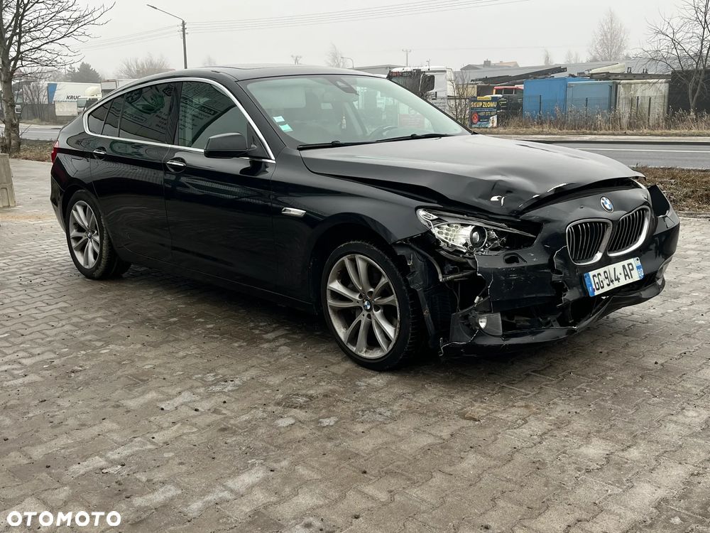 BMW 5GT - 3
